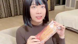 製作肉棒口味的大亨堡 柚夏