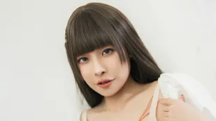 抱着兄长遗照的禁忌代偿性教育 香月遥衣