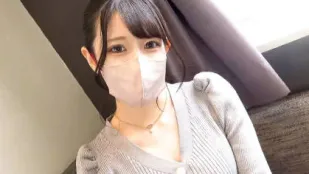 FC2PPV-4119560 整洁扎马尾辫的喷水女孩