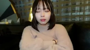 FC2PPV-4627572 萌系乡下少女高颜值狂喷不止