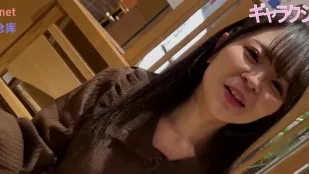 FC2PPV-3701579 露脸素人巨乳美少女球场打工穿制