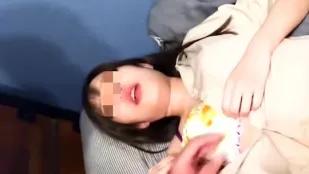 FC2PPV-3161669 好友女友偷情被拍成三人混战