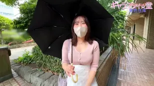 FC2PPV-4808293 上国美少女戴面具中出沦陷