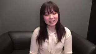 FC2PPV-4792465 白皙迷人的身材